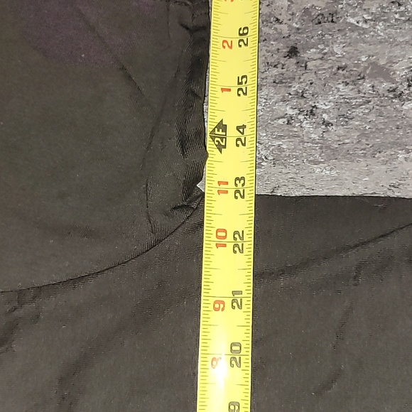 2001. Made in USA. DEADSTOCK. SIX FLAGS. BATMAN. Tee w/cape. XL - Picture 10 of 14